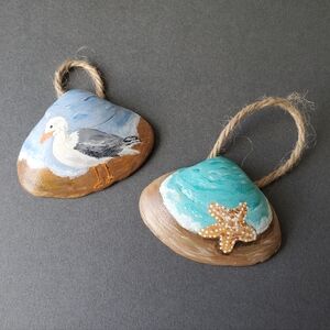 Ocean Beach Seagull & Starfish | Original Painted Coastal Seashell Ornaments
